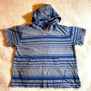 FIRST WAVE SHORT SLEEVE HOODIE. K122